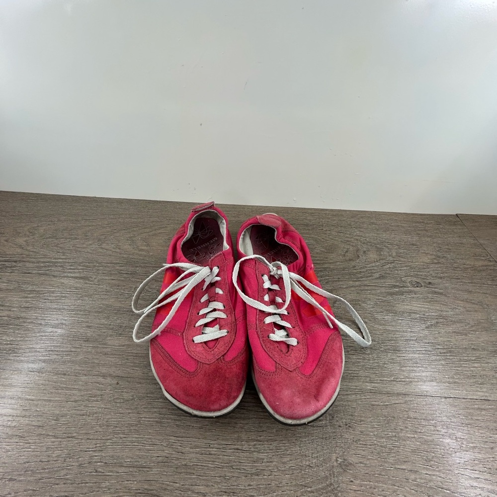 Merrell Women's pink Sneakers